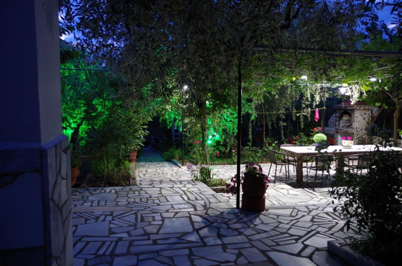 Garden Guesthouse Скала-Каллірахіс Екстер'єр фото